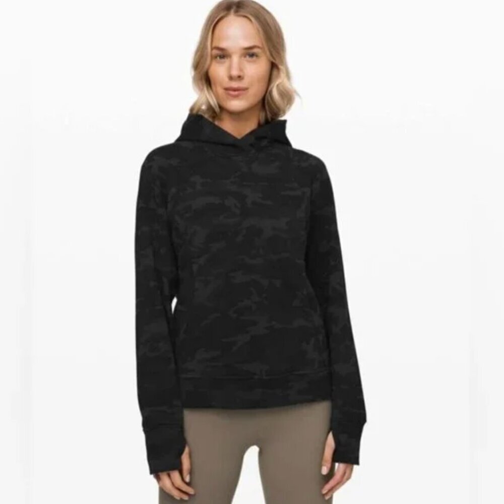 Lululemon Scuba Pullover Incognito Camo Multi Grey size 10‎